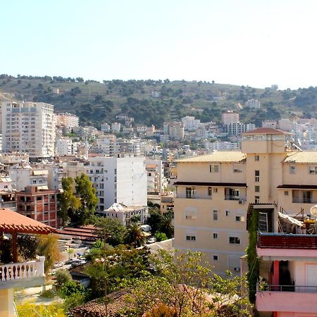 Albi'S Apartment Sarandë エクステリア 写真