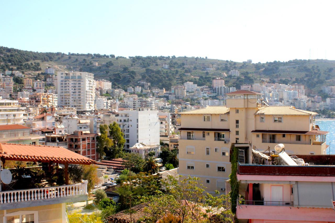 Albi'S Apartment Sarandë エクステリア 写真